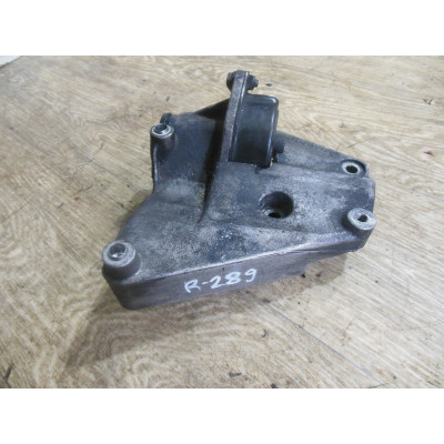  Кронштейн компрессора кондиционера к  BMW  3 E46,  2001