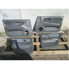  Обшивка двери (дверная карта) комплект к  Proton  400,  1996