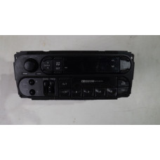  Магнитола к  Dodge  Grand Caravan,  2002