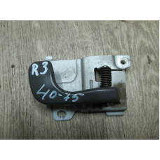  Ручка внутренняя задняя правая к  Mitsubishi  Space Wagon,  1996