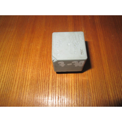 Реле (прочие) к  Daewoo  Nubira,  2000