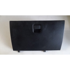  Бардачок к  Nissan  Sunny,  1993