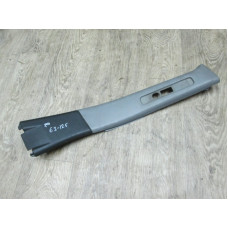  Обшивка стойки центральной правой к  Peugeot  306,  1996