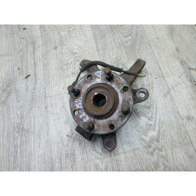  Кулак поворотный правый к  Mitsubishi  Lancer,  1994