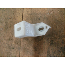  Кронштейн крепления бампера к  Renault  Laguna,  1999