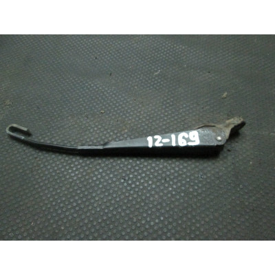  Щеткодержатель задний к  Ford  Mondeo,  1995