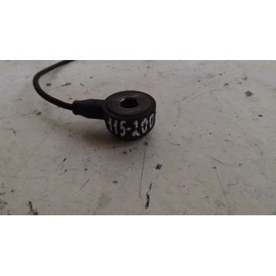  Датчик детонации к  Opel  Astra,  1996