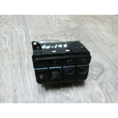  Блок кнопок к  Mitsubishi  Space Wagon,  1996