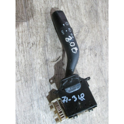  Переключатель поворотов к  Subaru  Forester,  2003