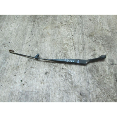  Щеткодержатель (поводок стеклоочистителя, дворник) к  Fiat  Brava,  1998