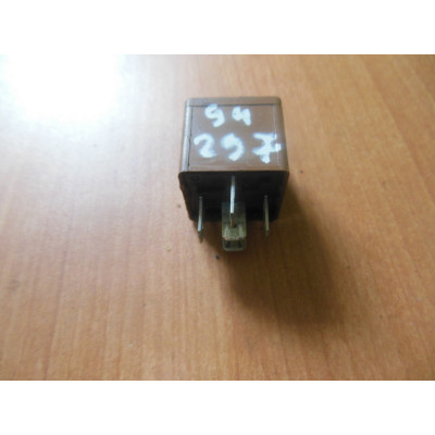  Реле (прочие) к  Opel  Vectra,  1998