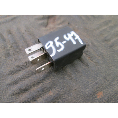  Реле (прочие) к  Fiat  Punto,  2001