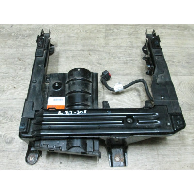  Кронштейн к  Porsche  Cayenne,  2008