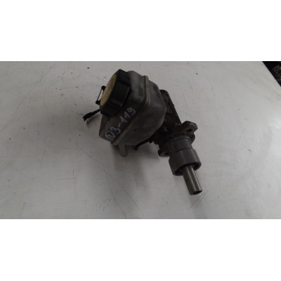  Цилиндр тормозной главный к  Ford  Mondeo,  1998