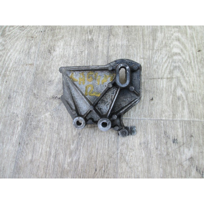  Кронштейн к  Renault  Laguna,  1996