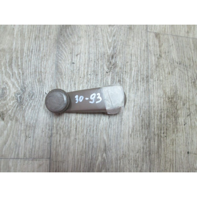  Ручка стеклоподъемника к  Volvo  440,  1995