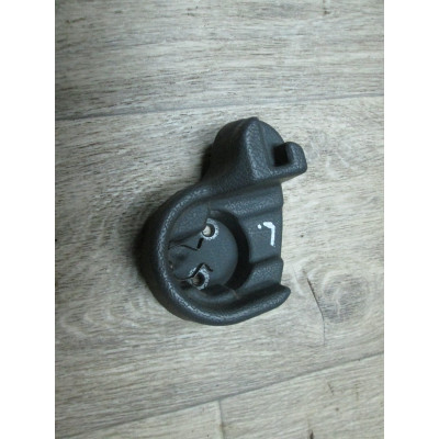  Направляющая шторки багажника (салазки) к  Mitsubishi  Space Wagon,  1996