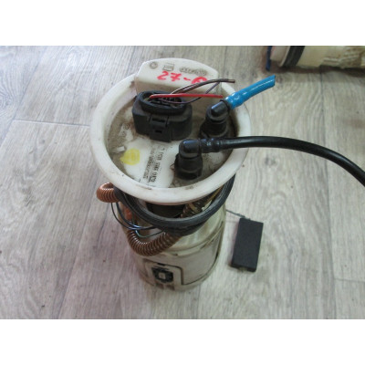  Колба в бак к  Volkswagen  Golf,  2000