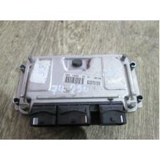  Блок управления двигателем к  Volkswagen  Passat,  1999