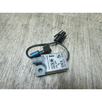  Усилитель антенны к  BMW  7 E38,  1999