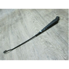  Щеткодержатель (поводок стеклоочистителя, дворник) к  Ford  Fiesta,  1999