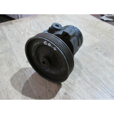  Насос гидроусилителя руля к  Renault  19,  1994