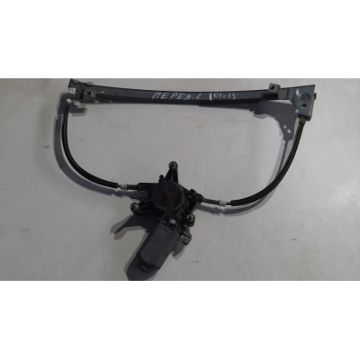  Стеклоподъемник электрический передний левый к  Citroen  Xantia,  1996