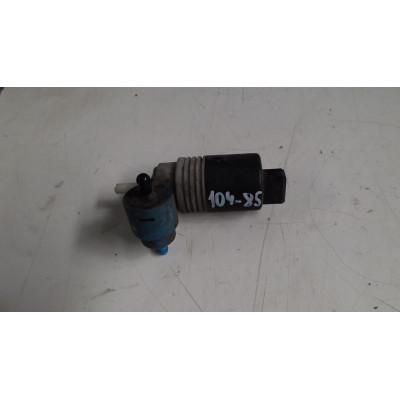  Насос (моторчик) омывателя стекла к  Volkswagen  Golf,  1994