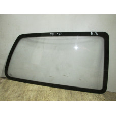  Стекло кузовное боковое правое к  Volkswagen  Golf,  1996