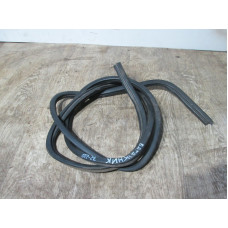  Уплотнитель к  Volkswagen  Golf,  1995