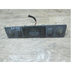  Фонарь салона (плафон) к  Audi  A6,  2000