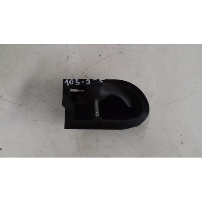  Ручка внутренняя задняя правая к  Ford  Mondeo,  1998