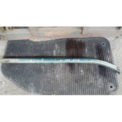  Направляющая сдвижной двери к  Dodge  Grand Caravan,  2002