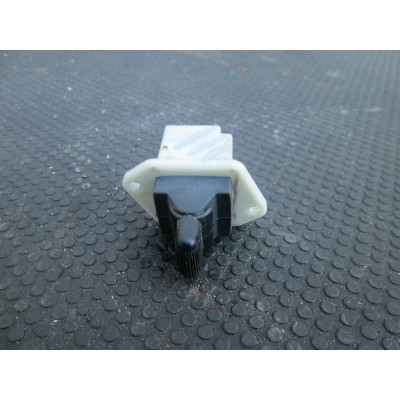  Кнопка стеклоподъемника к  Rover  416,  1998