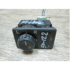  Кнопка (выключатель) к  Nissan  Primera,  1999