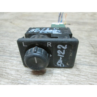  Кнопка (выключатель) к  Nissan  Primera,  1999