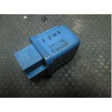  Реле (прочие) к  Nissan  Primera,  1993