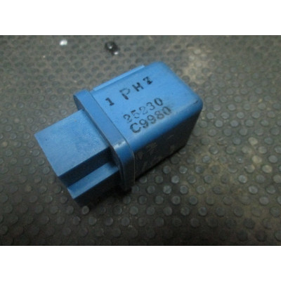  Реле (прочие) к  Nissan  Primera,  1993