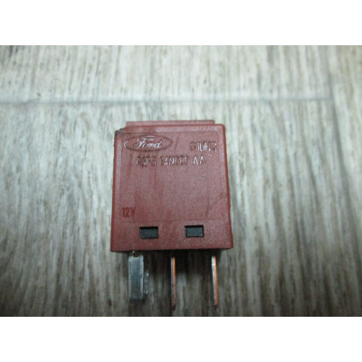  Реле (прочие) к  Ford  Fiesta,  1999