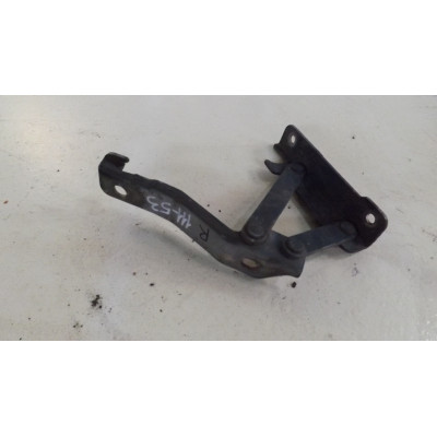  Петля капота правая к  Daewoo  Leganza,  1997