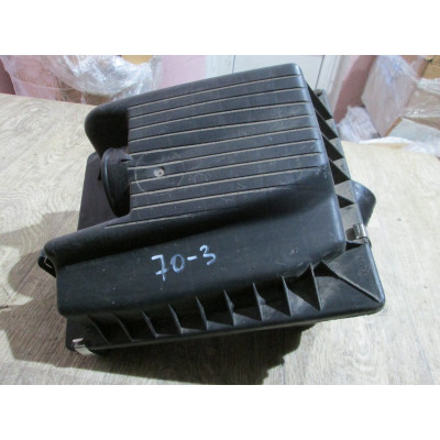  Корпус воздушного фильтра к  Opel  Zafira,  2002