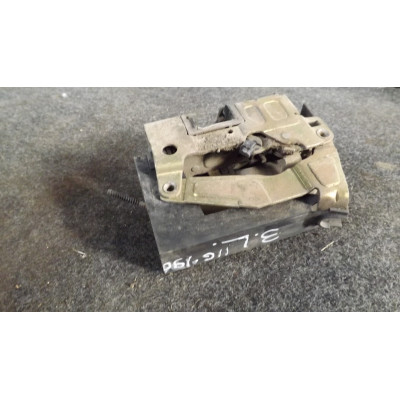 Замок двери задней левой к  Renault  Megane,  1998