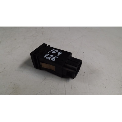  Кнопка стеклоподъемника к  Volkswagen  Golf,  1994