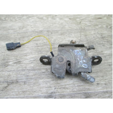  Замок багажника к  Mazda  626,  1996