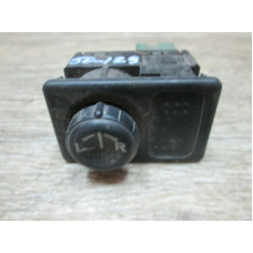  Кнопка (выключатель) к  Nissan  Primera,  1999