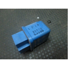  Реле (прочие) к  Nissan  Primera,  1993