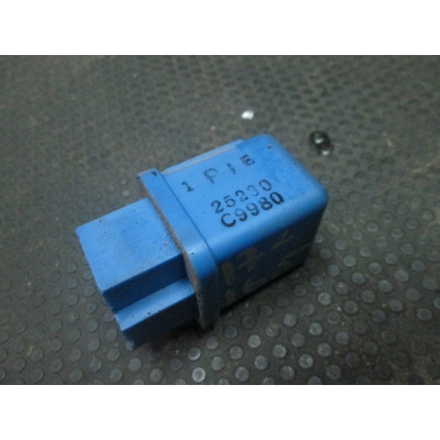  Реле (прочие) к  Nissan  Primera,  1993