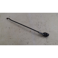  Щеткодержатель (поводок стеклоочистителя, дворник) к  Audi  100,  1986