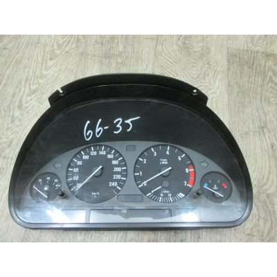  Щиток приборов (приборная панель) к  BMW  7 E38,  1999