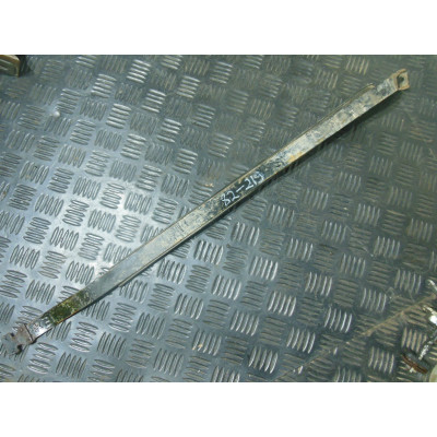  Крепление топливного бака к  Rover  416,  1997